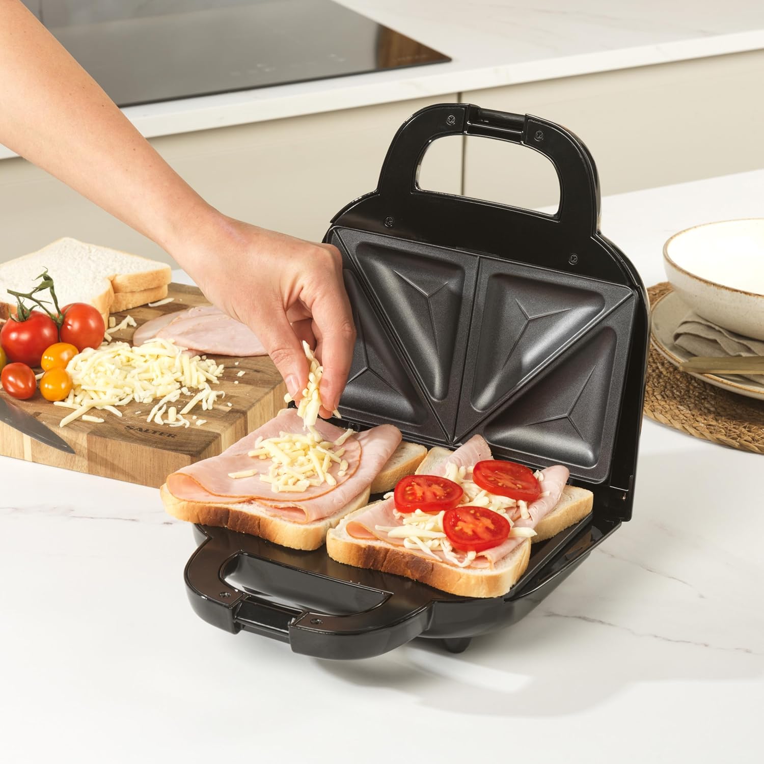 Salter - Appareil à Croques Design Sac à Main - 2 sandwichs, plaques antiadhésives, 900W