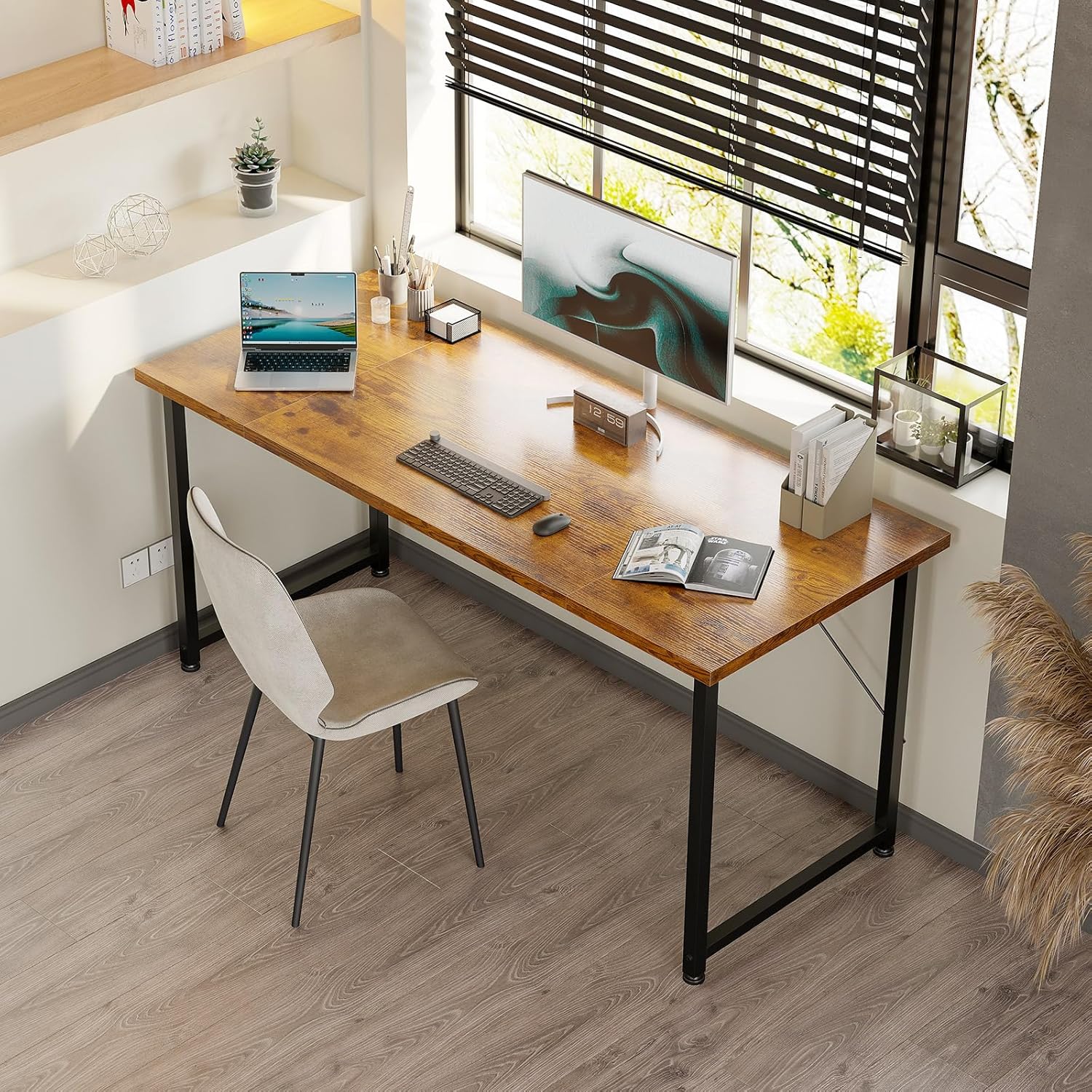 Bureau d’ordinateur - 140x50cm - table informatique, bois, marron