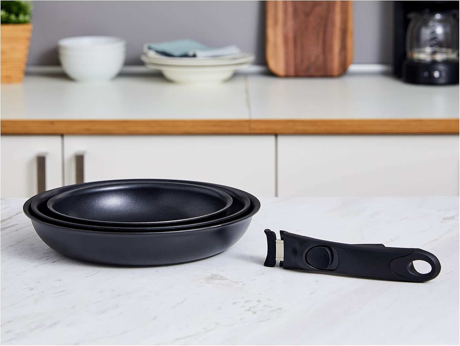 Amazon Basics - poignée batterie cuisine - noir - ergonomique, amovible