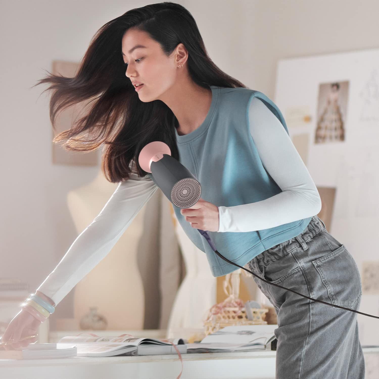 Philips - Sèche-cheveux Série 3000 - 2100W, ionique, 6 vitesses, ThermoProtect, BHD350/10