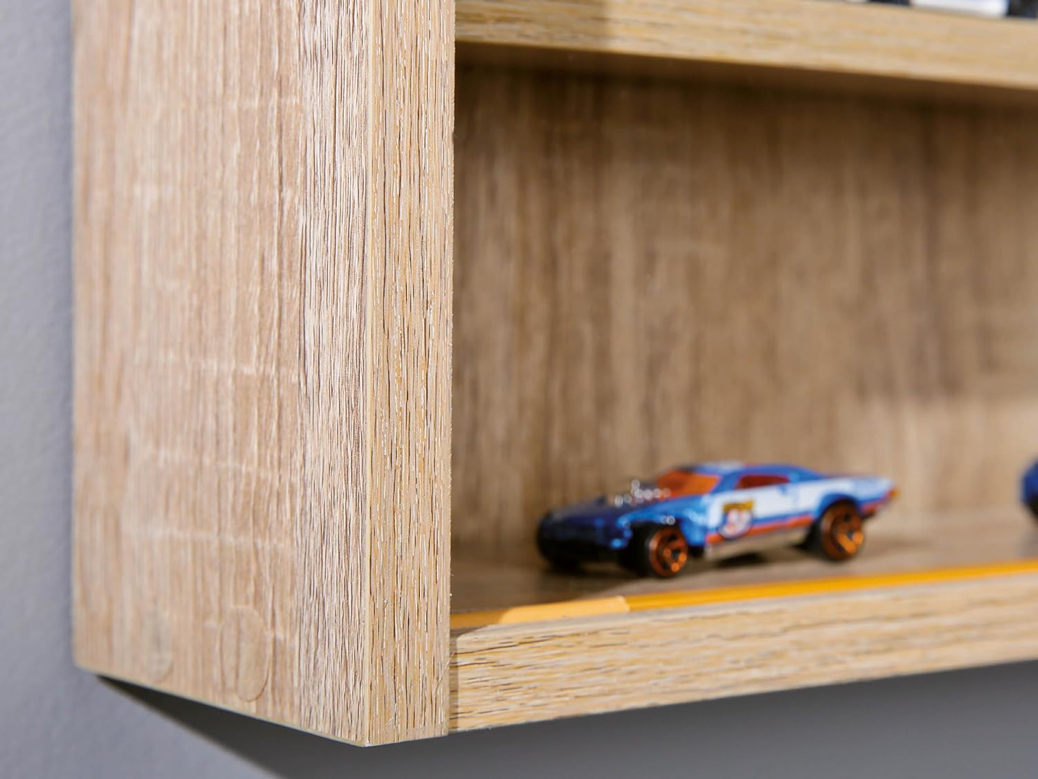 Inter Link - vitrine murale chêne 80x60x9.5 cm, 5 compartiments